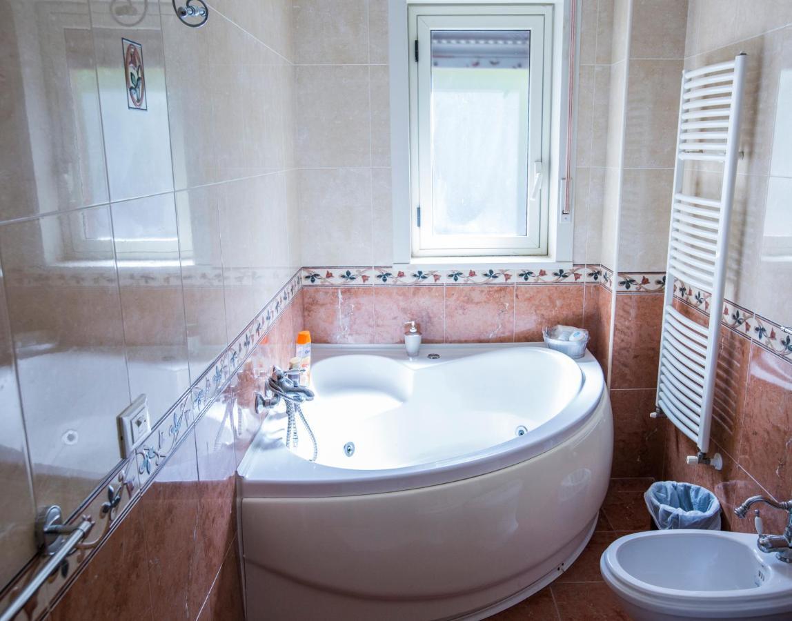 B&B La Fenice Джеля Екстериор снимка